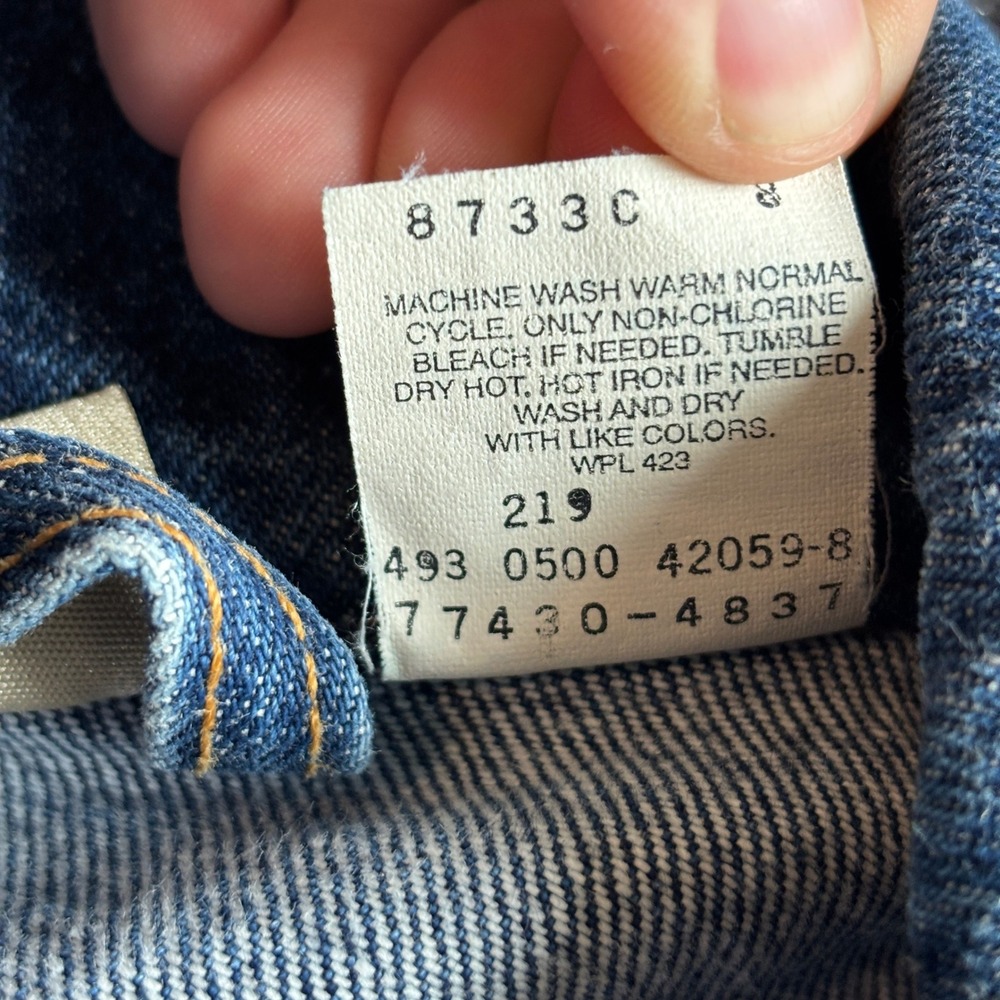 Levis Red Tab Denim Trucker Jacket Medium Wash Blue 100% Cotton Womens Medium - Picture 8 of 13